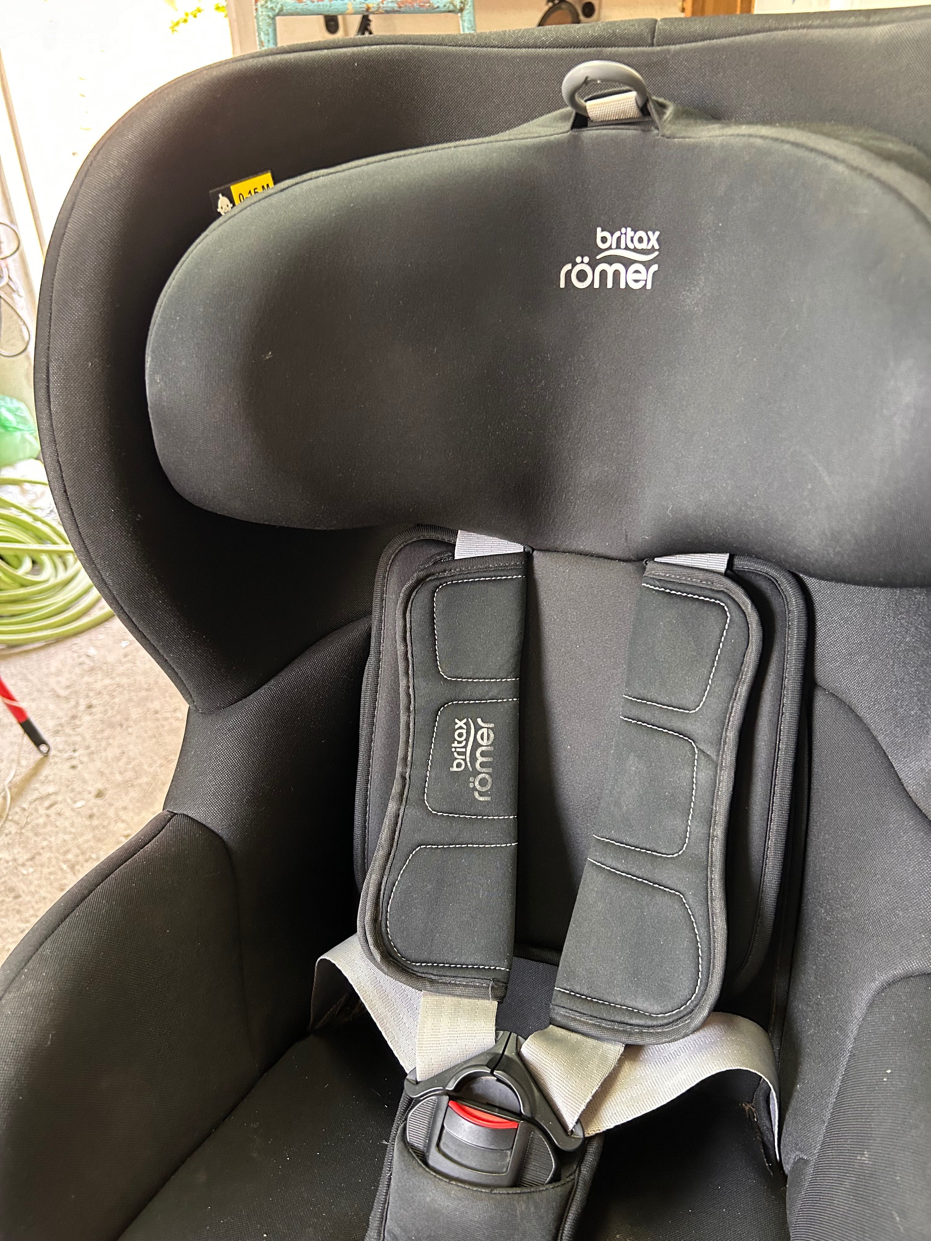 Столче за кола Britax Romer Trifix2 i-Size