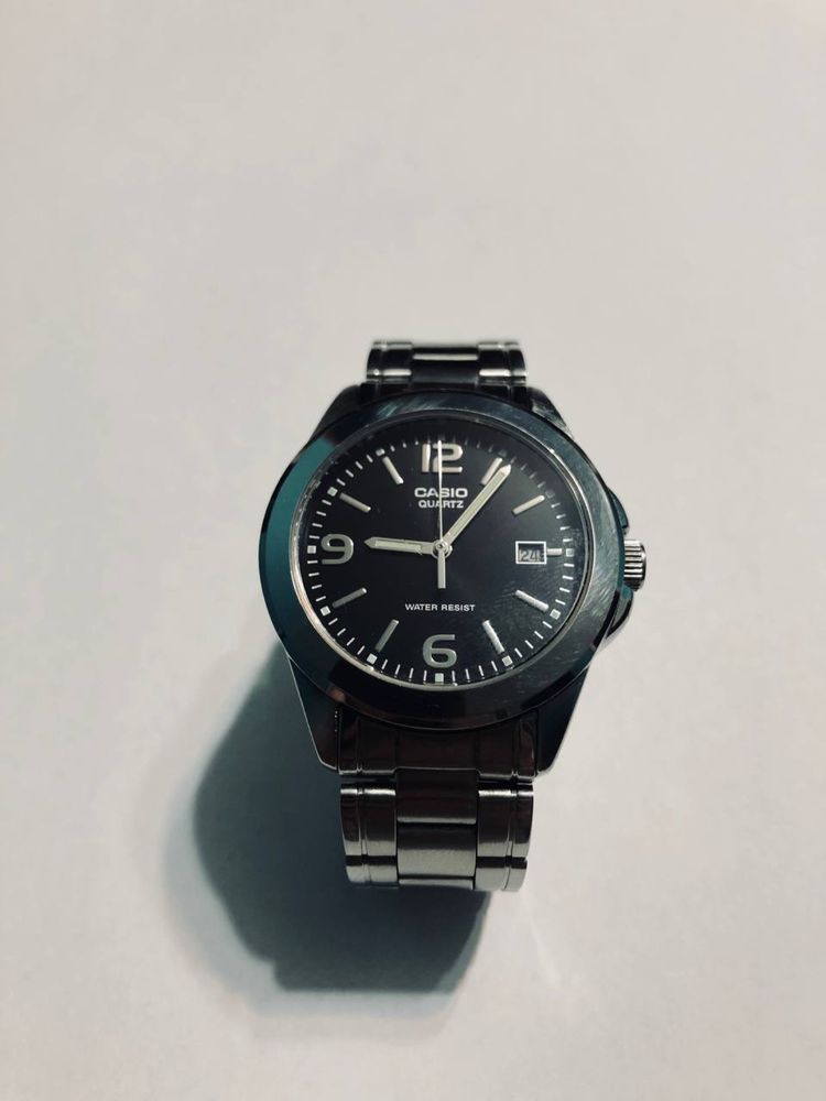 Продам Часы Casio Quartz