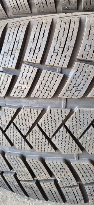 315 40 21 - 275 45 21 Vredestein