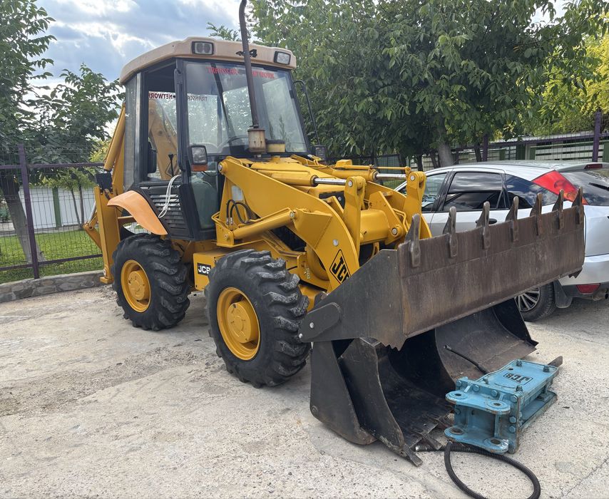 Buldoexcavator JCB 2CX