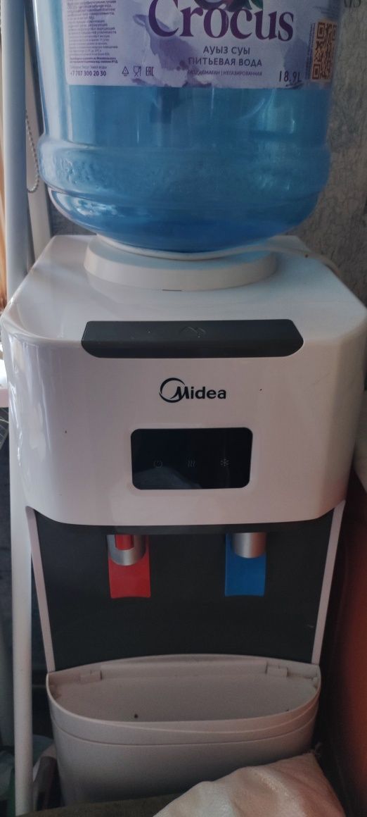 Продам кулер для воды