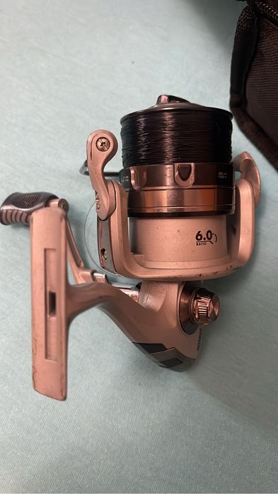 Vand doua mulinete match - feeder Mitchell Avocet 4000