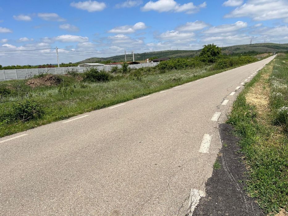 Vand Teren Intravilan Simian