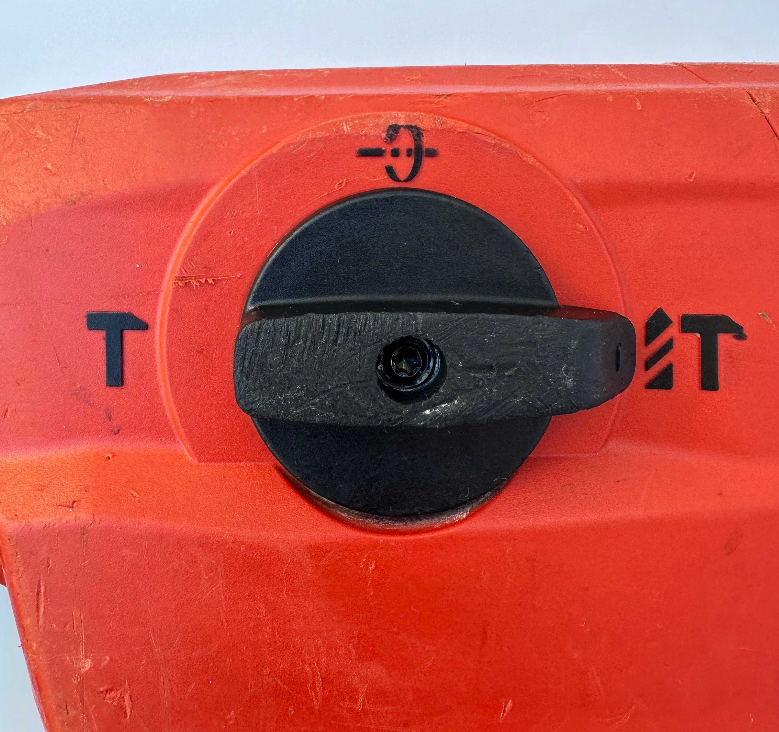 Hilti TE 60-AVR - Комбиниран перфоратор 1350W 8.0J 12.2021г.