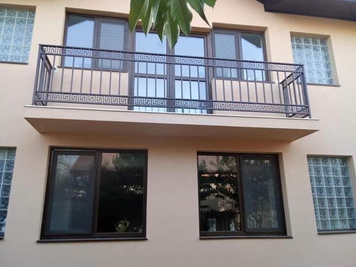 Balustrada si balcoane din fier forjat