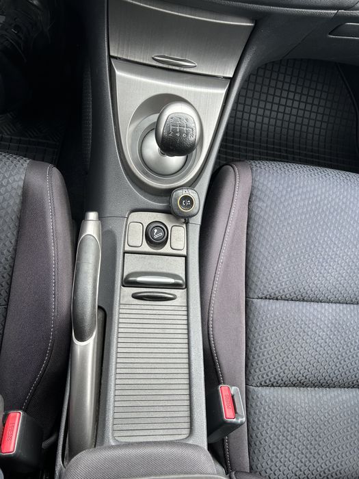 Honda Civic 1.4 i-VTEC – motor aspirat, 6 trepte, 2010