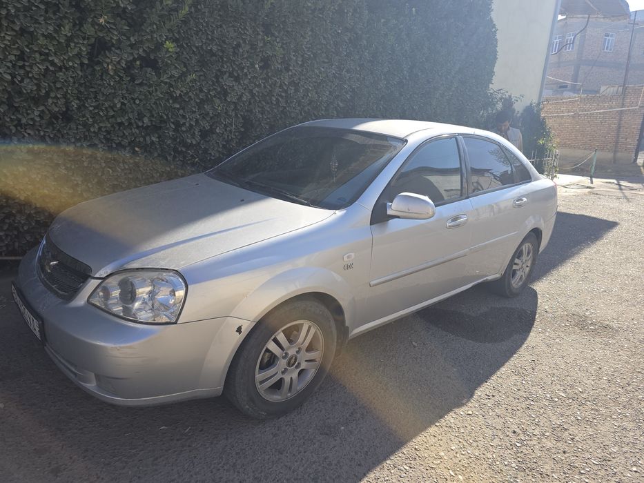 Ласетти 2 позиция сотилади