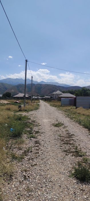 Продам участки по 7 соток село Райымбек верхняя часть