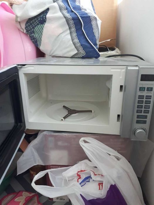 Отдам микроволновку бесплатно