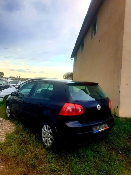 Dezmembram VW golf 5, 1.6FSI tip BLF ,1.9 TDI tip BXE