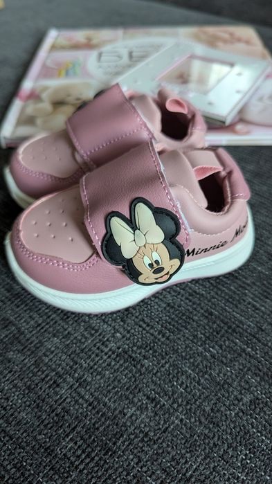 Комплект подаръци за новородено момиченце