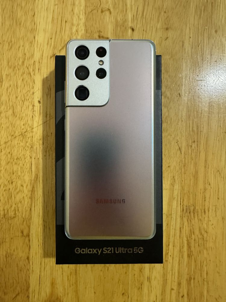 Дерзкий Samsung S21 Ultra 5G 12/256 GB в Астане