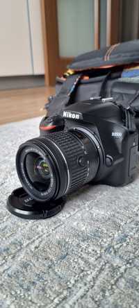Nikon D3500 + obiective + blitz nou