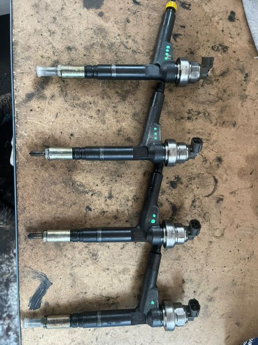 Injectoare Opel 1.7 cdti
