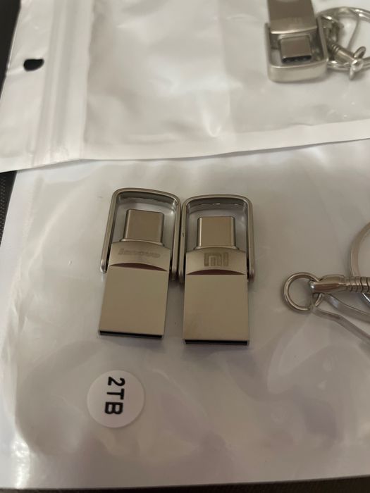Флашки Xiaomi и Lenovo 2TB USB/Type C