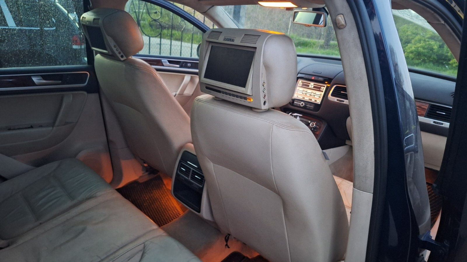 VW Touareg 3.0 TDI V6, CAS 240 к.с. , 60 броя на части