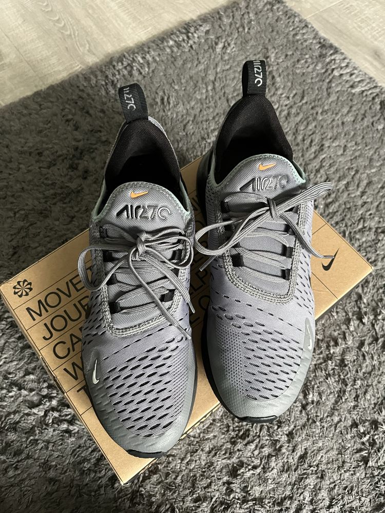 Nike Air Max 270