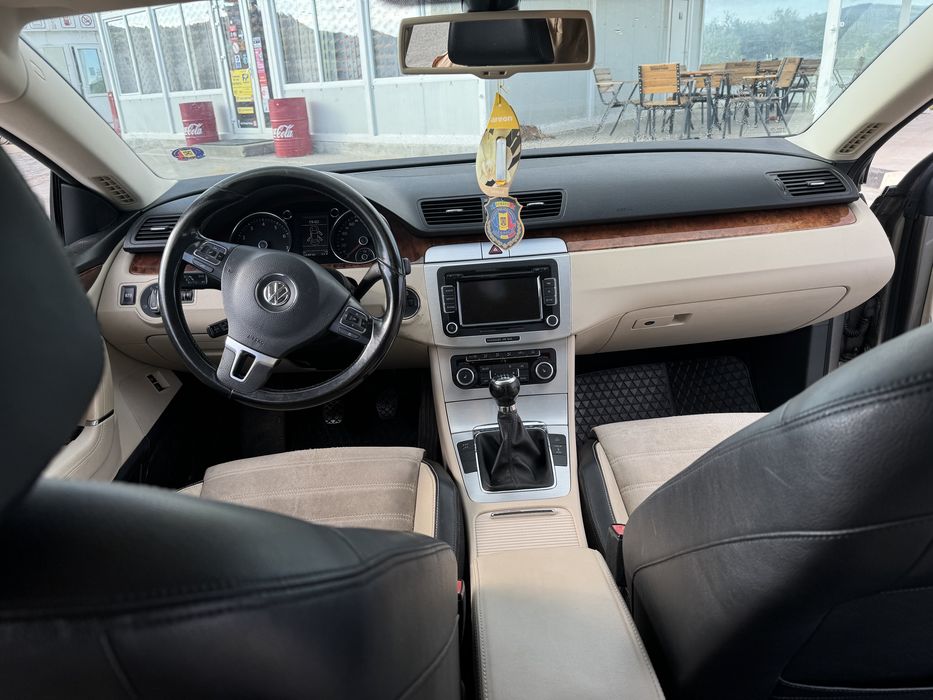 Vand passat cc 2.0 benzina 200cp