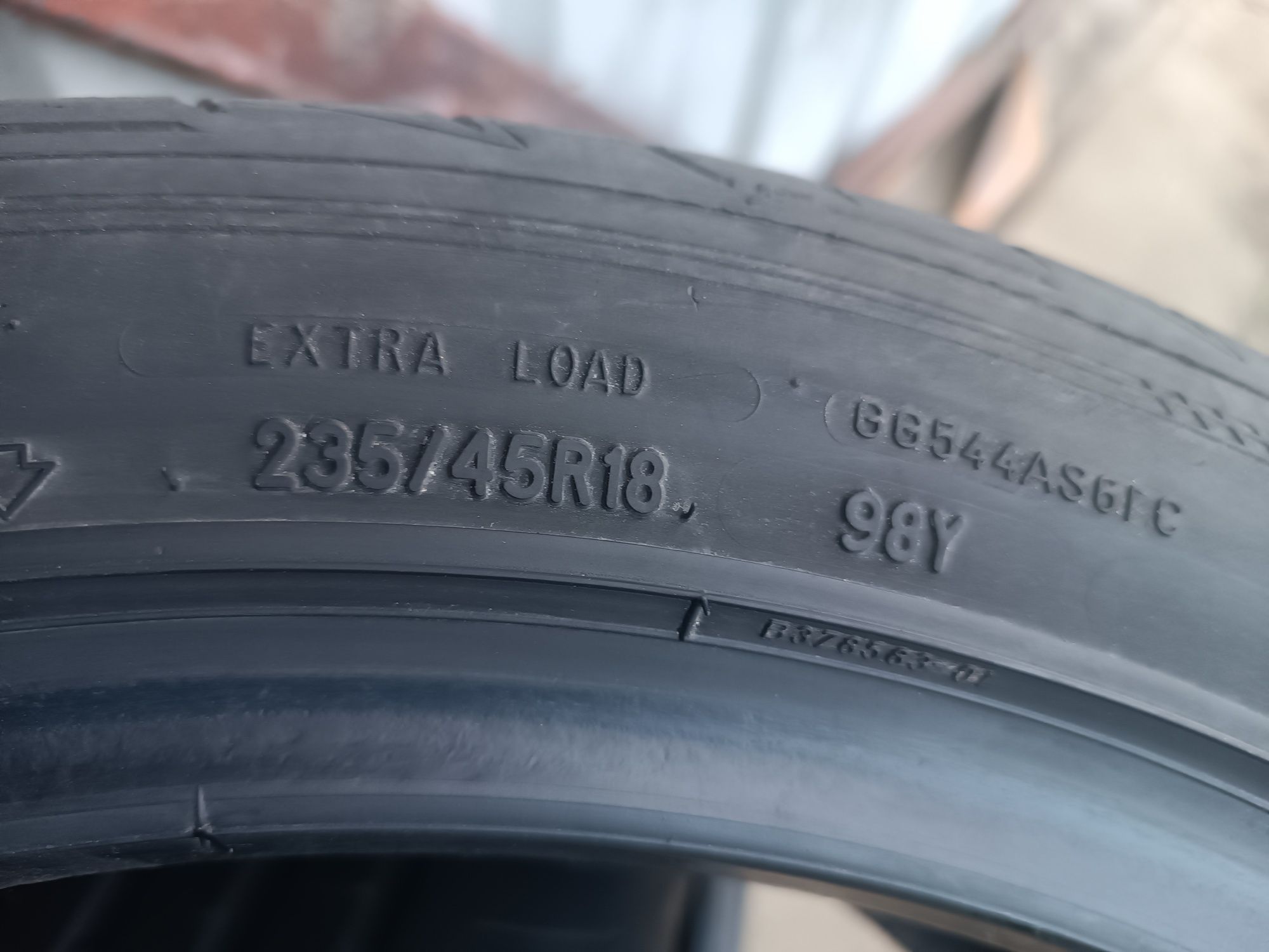 235/45/18 Goodyear Дот 0421