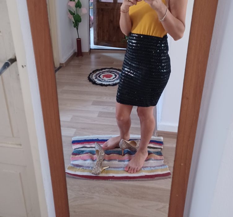 Fustițe cu paiete neagra