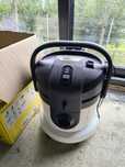 Karcher se4 cu extractie covoare ,interioare auto ,canapele etc