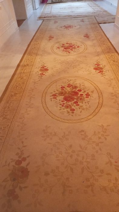 Әр түрлі размерде әр түрлі бағада кілемдер сатылады