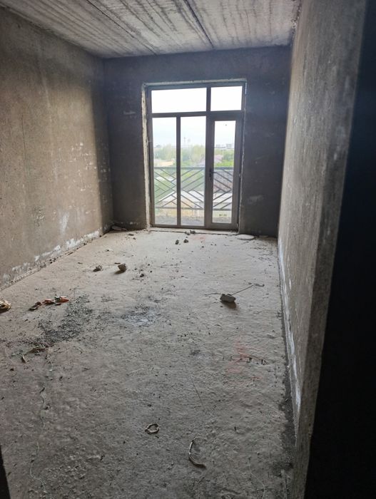 Тез кунда уй сотилади каробка м2