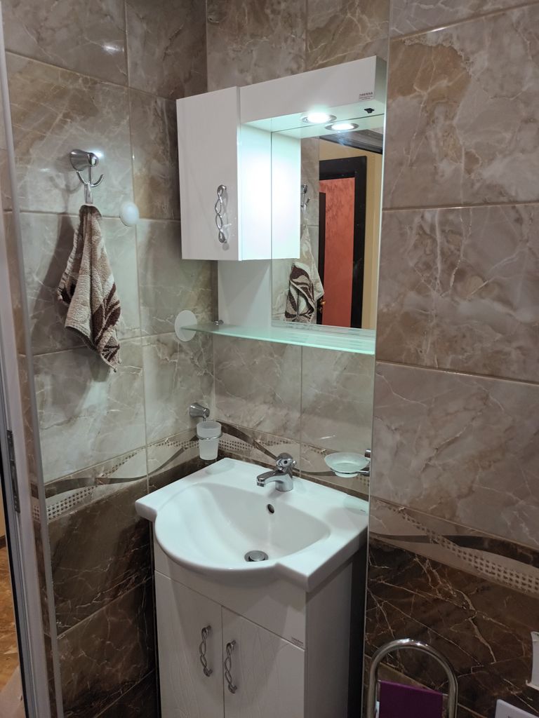 Дава се под наем Двустаен апартамент в Пловдив, Тракия - 48 кв.м за 382.5 € - Снимка #8