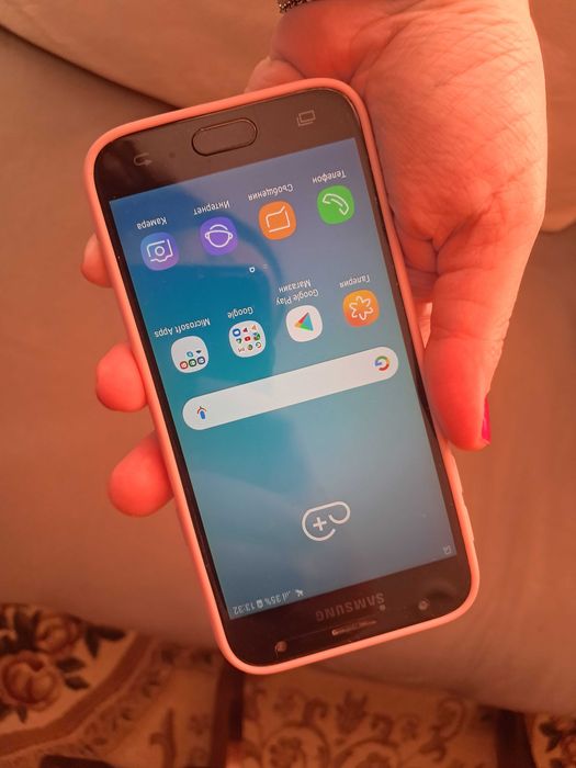 Запазен телефон Samsung Galaxy J3 със зарядно