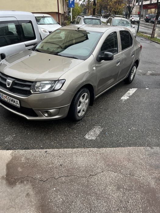 Inchiriez logan 1,2 gpl bolt/uber