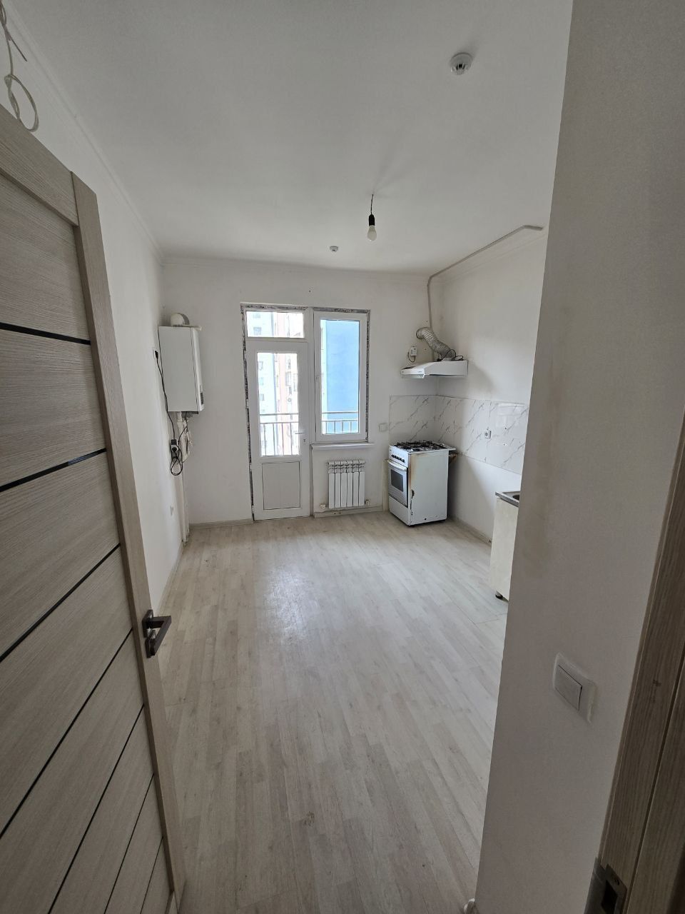 Arenda kvartira 3 hona 9 etaj 16 etajla 350$