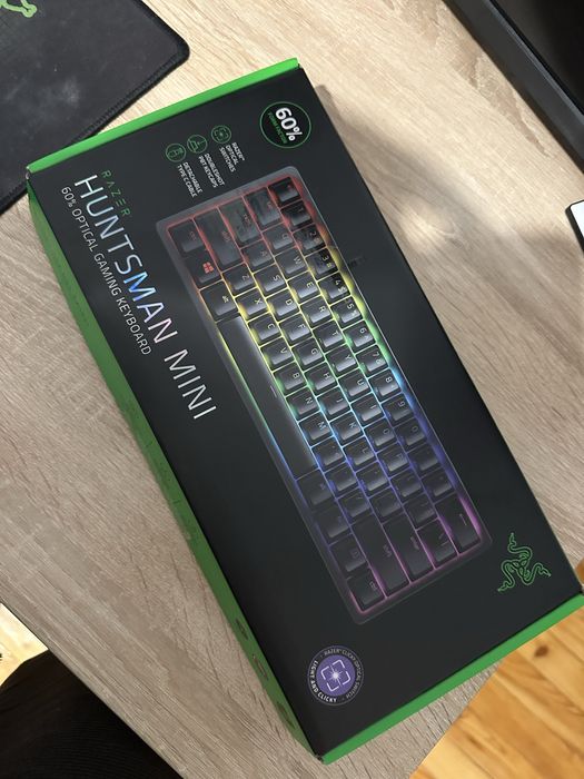 Клавиятура Razer Huntsman Mini лилави суитчове