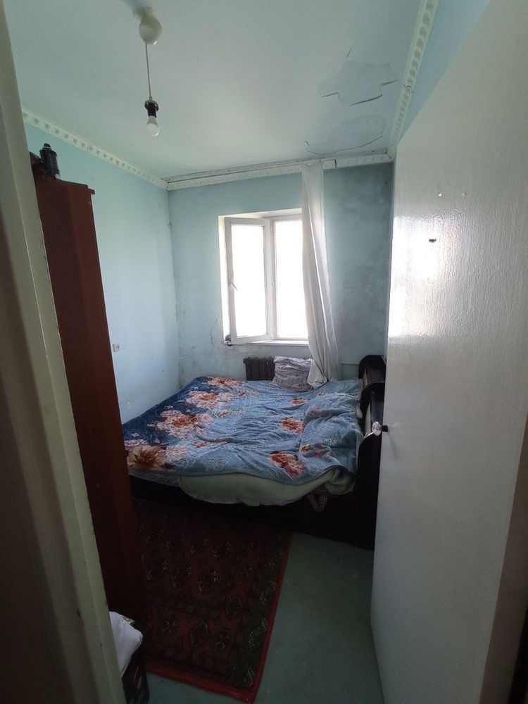 Продаётся квартира Юнусабад 13-кв, 4/4/4 СРОЧНО
