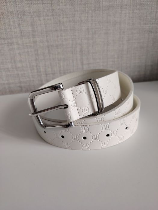Чисто нов колан Mohito бял