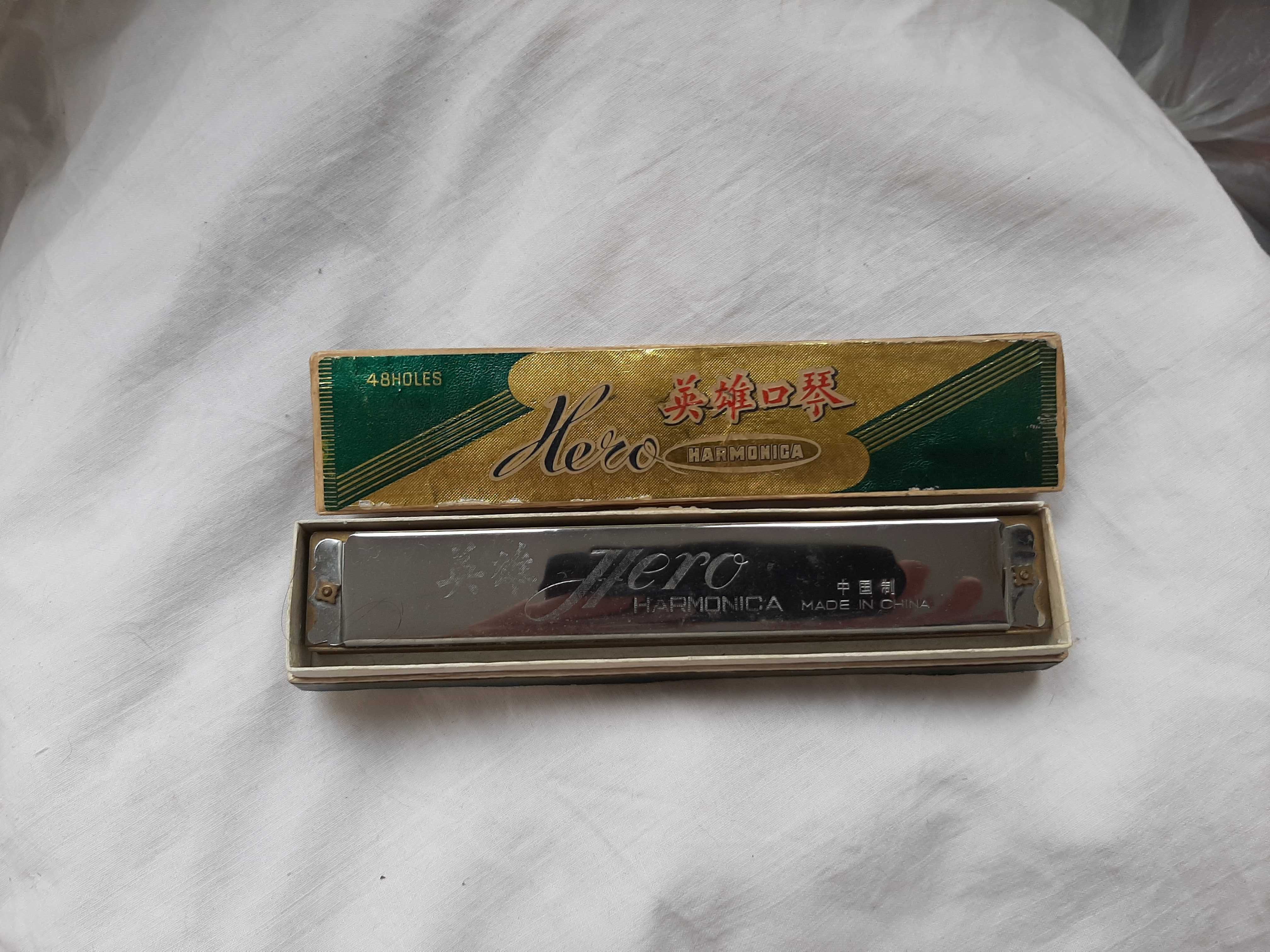 Muzicuta armonica vintage Harmonica Hero noua la cutie originala.