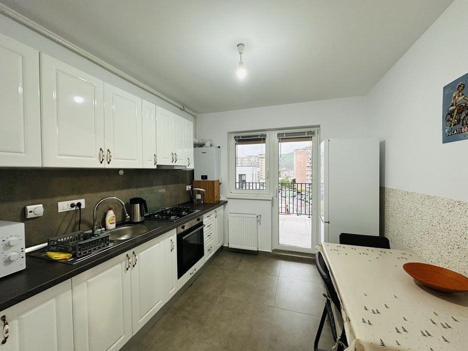 Apartament LUX 2.5 camere 70mp decomandat in bloc nou, zona Noua