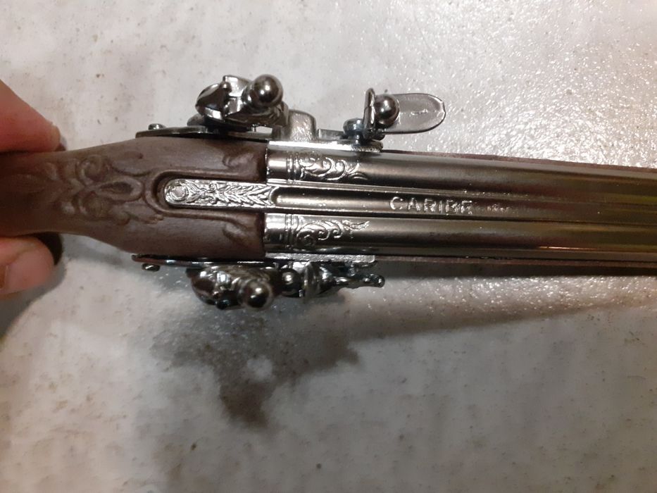 Красив кремъчен пистолет,пищов,оръжие