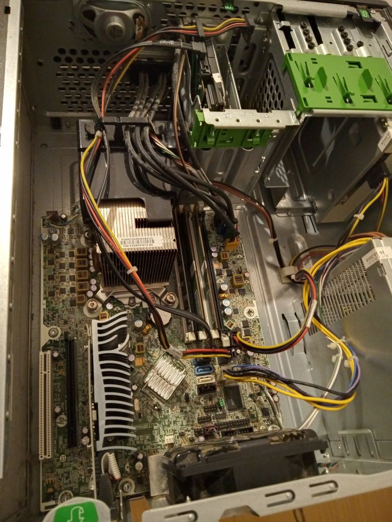 Vand/schimb PC URGENT