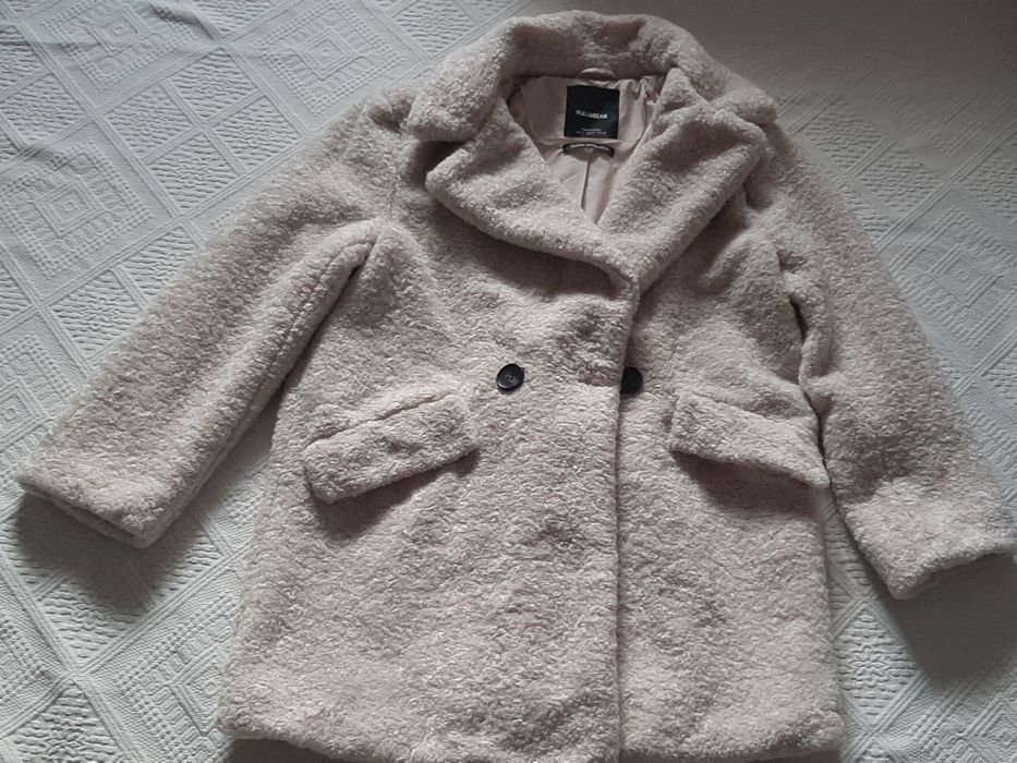 Haina Pull&Bear, marimea S, purtata o data  impecabila