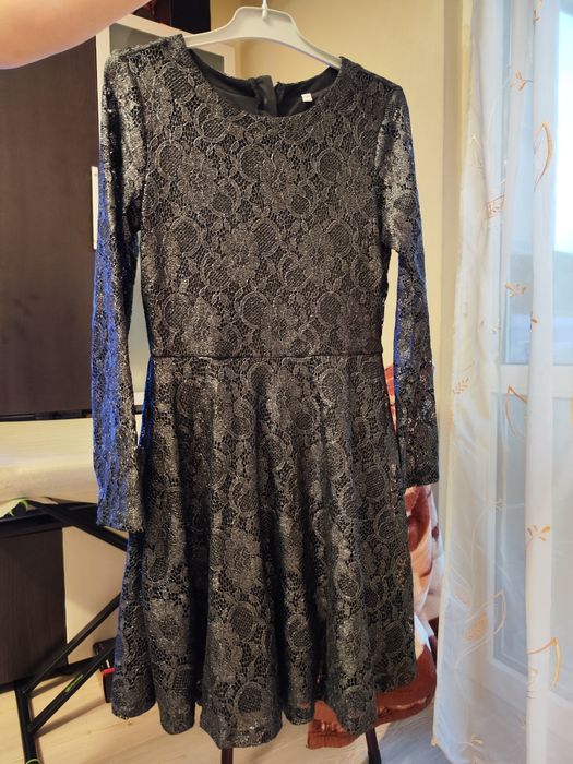 Rochiță neagră din dantelă C&A