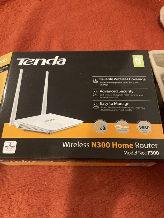 Router WiFi Tenda 300 la cutie