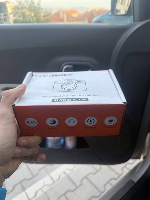 Видеорегистратор с две камери