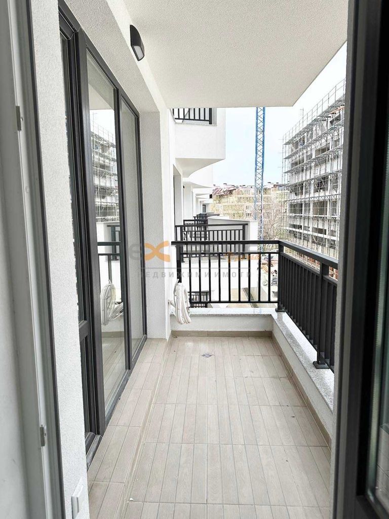 Продава се Двустаен апартамент в Варна, Възраждане 1 - 67 кв.м за 1911 €/кв.м - Снимка #9