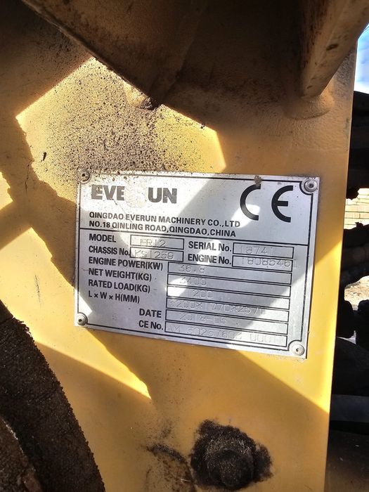 Incarcator frontal Everum r 12