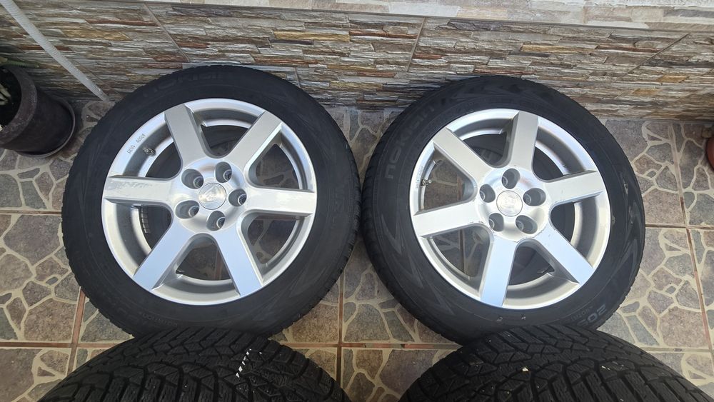 Jante aliaj 5x114,3 Anvelope iarna 205 60 r16 megane kia hyundai