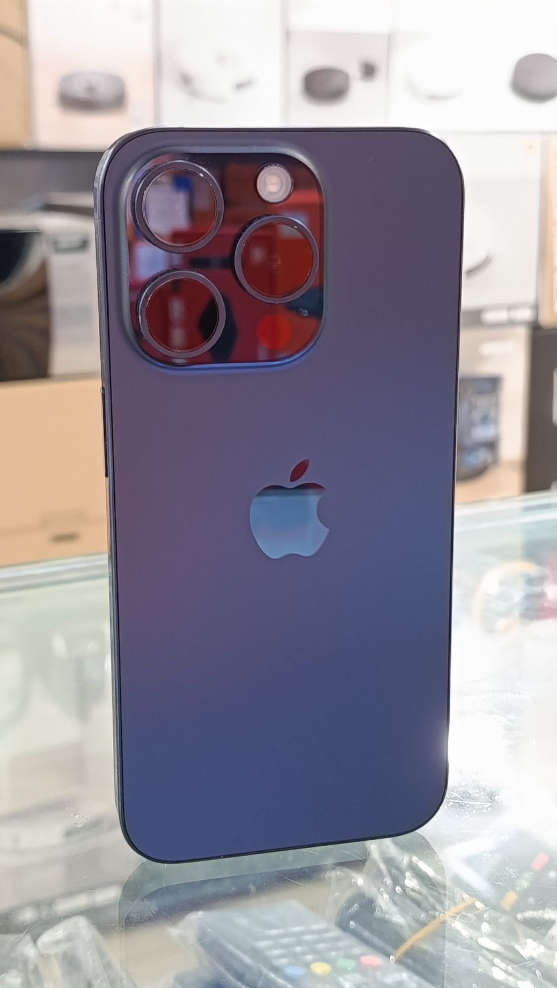 iPhone 15pro idial sastayaniya 256Gb