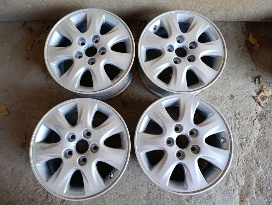 Диски титан на Камри Королла R15