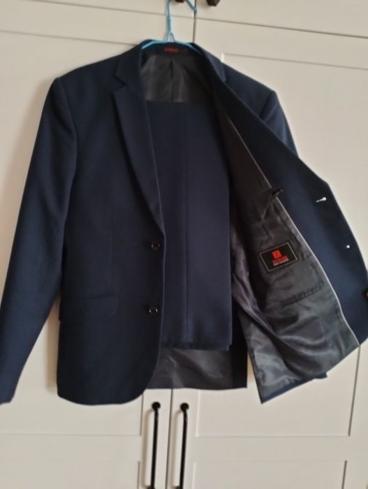 Костюмы для школьников