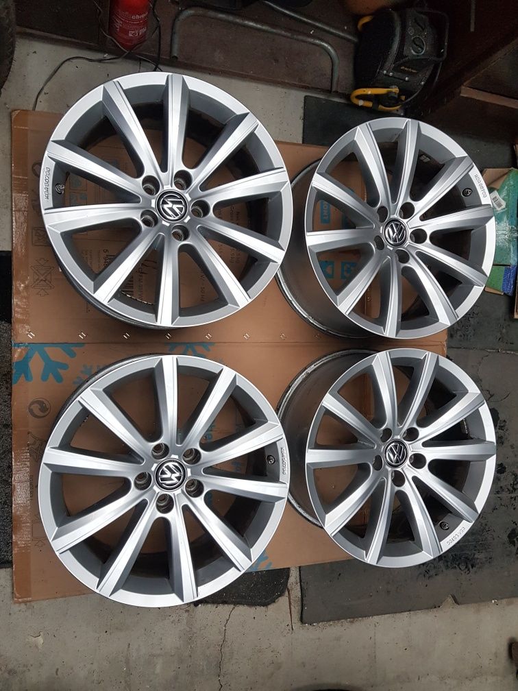 Jante aliaj 5x112 pe 18 Original touareg 3 cu senzori  dot 2018