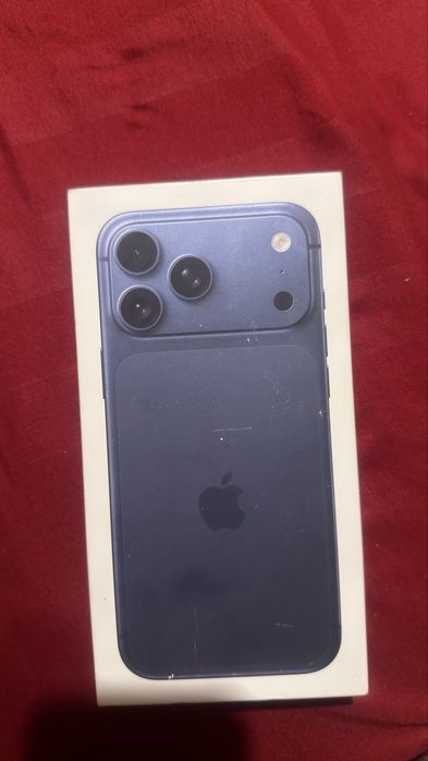 Iphone 17 про макс 256 г не вскрыт с горантей новый